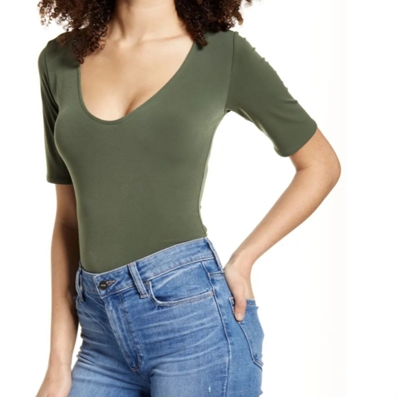 Leith Tops - Leith v neck bodysuit